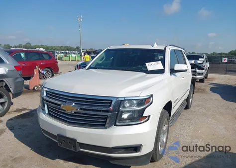 2016 Chevrolet Suburban Lt z USA, uszkodzony, nr VIN 1GNSCHKC3GR278247